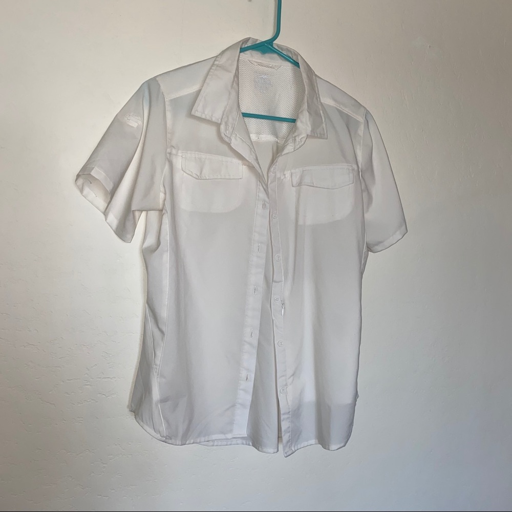 White Columbia pfg style size medium pacific trail